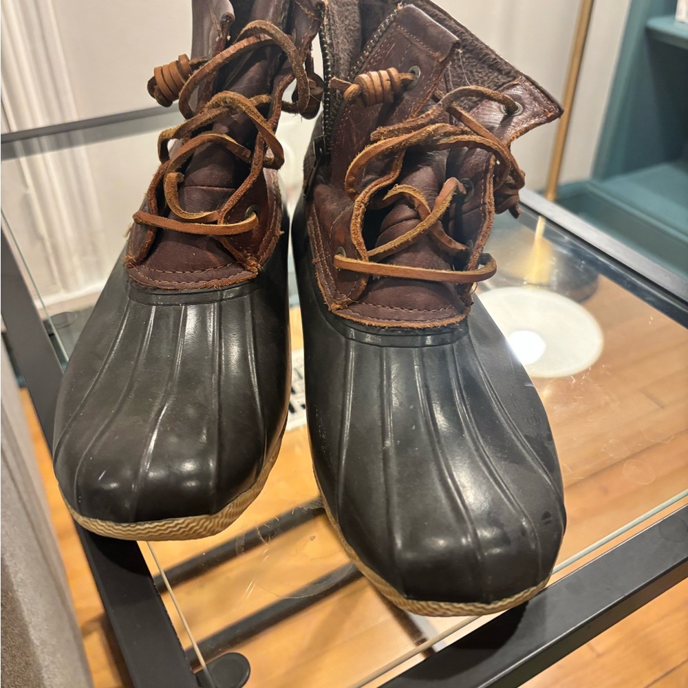 Sperry Black and Brown Winter Boots